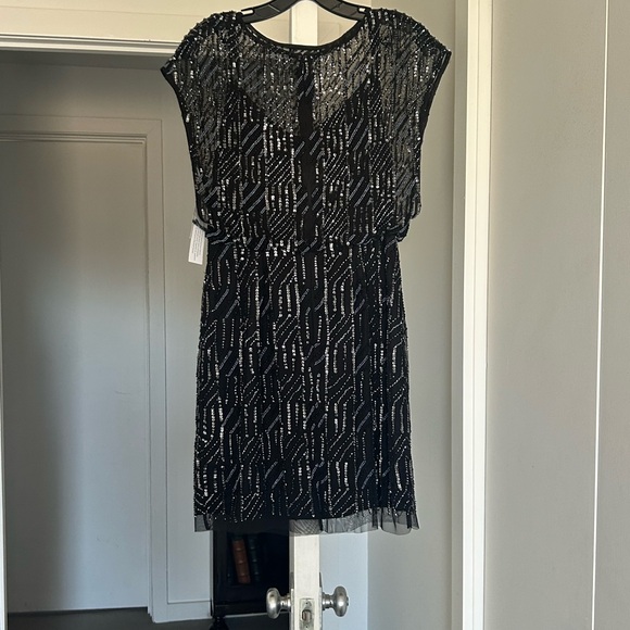 Aidan Mattox Geometric Beaded Blouson Cocktail Dress - Picture 4 of 6